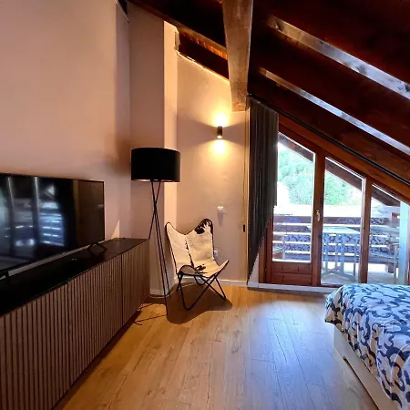 Duplex La Roca - L'amfitriona Apartment Espot